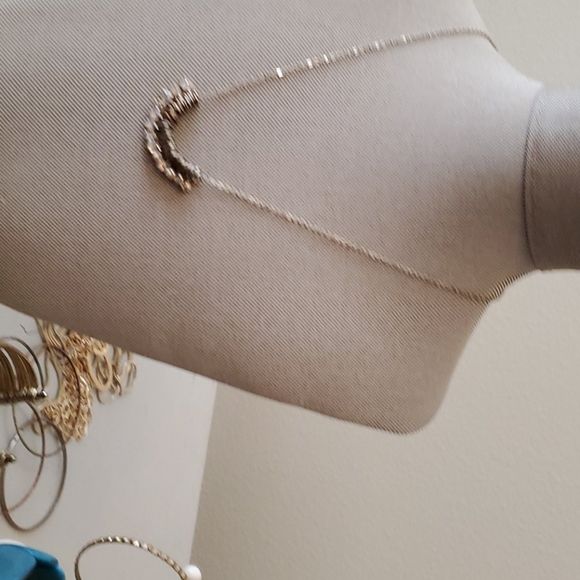 Necklace - Picture 2 of 6